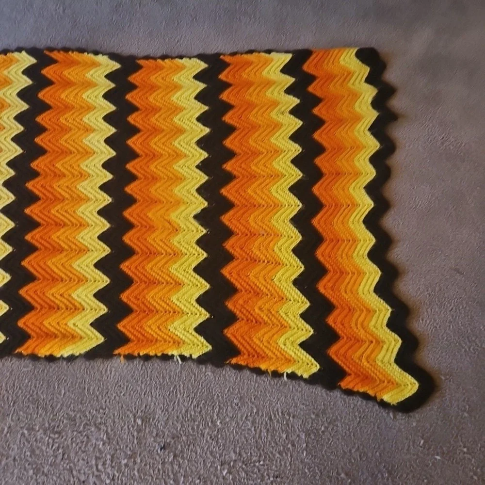 Vintage Handmade‎ Chevron Crochet Blanket Orange Yellow Brown 75